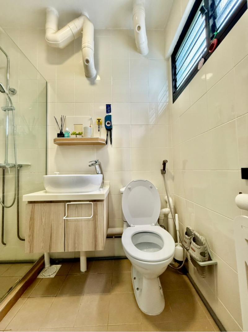 HDB Apartment for Sale, 601 Hougang Avenue 4 HDB Apartment For Sale, $579,000, 3 Bed 2 Bath 904 sqft $640.00 psf, SGD 579,000 | 99-year Leasehold