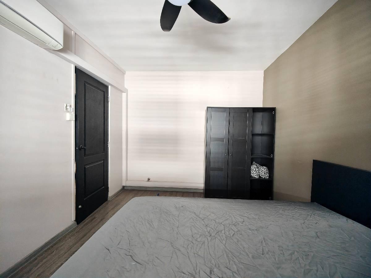 HDB Apartment for Sale, 313 Woodlands Street 31 HDB Apartment For Sale, $488,000, 2 Bed 2 Bath 786 sqft $621.00 psf, SGD 488,000 | 99-year Leasehold