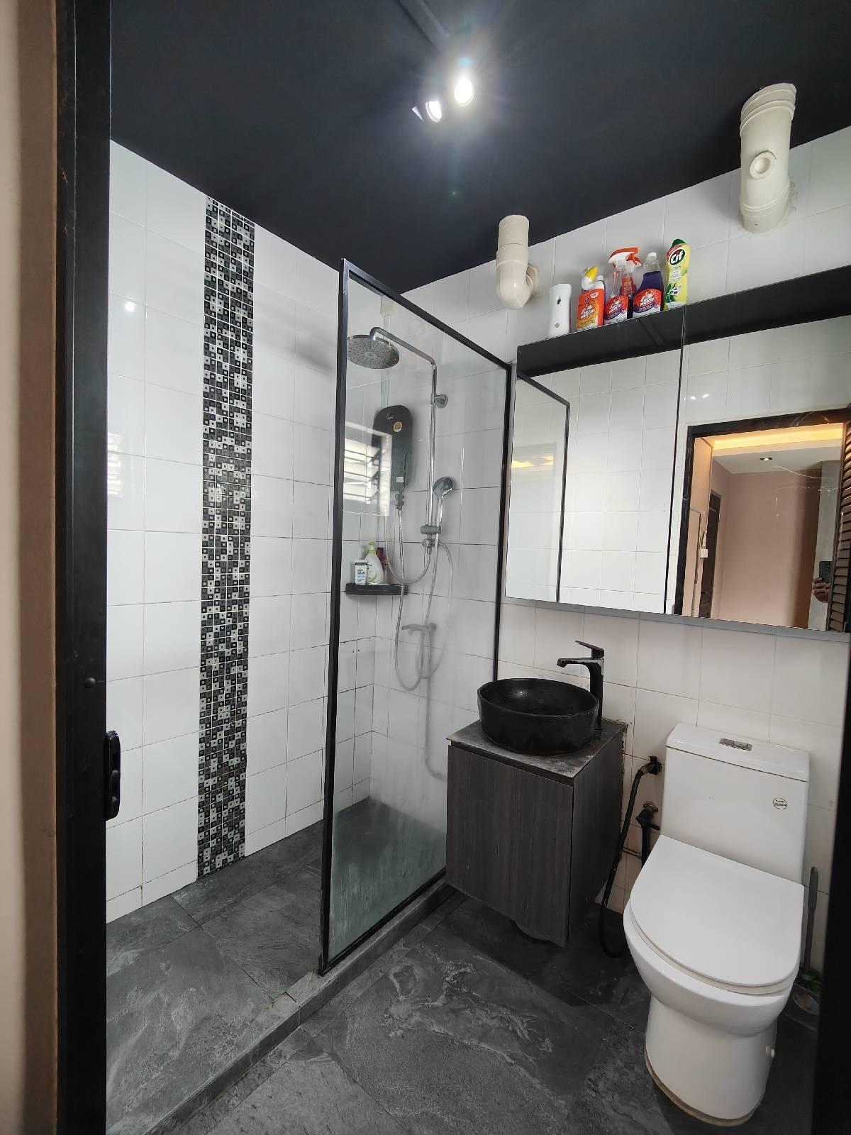 HDB Apartment for Sale, 313 Woodlands Street 31 HDB Apartment For Sale, $488,000, 2 Bed 2 Bath 786 sqft $621.00 psf, SGD 488,000 | 99-year Leasehold