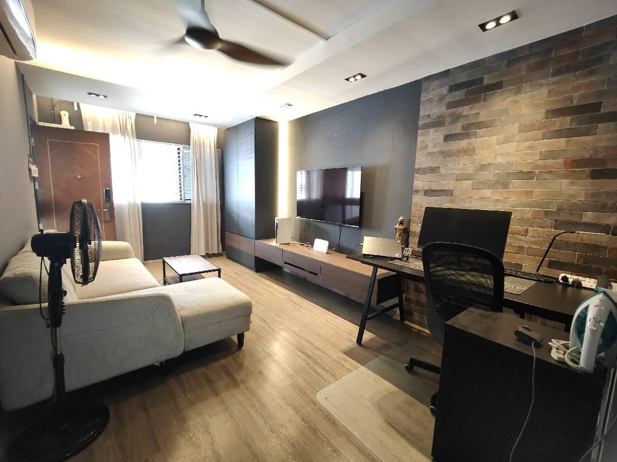 HDB Apartment for Sale, 313 Woodlands Street 31 HDB Apartment For Sale, $488,000, 2 Bed 2 Bath 786 sqft $621.00 psf, SGD 488,000 | 99-year Leasehold