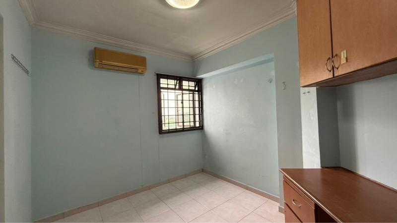 HDB Apartment for Sale, 680C Jurong West Central 1 HDB Apartment For Sale, $569,000, 3 Bed 2 Bath 1,011 sqft $563.00 psf, SGD 569,000 | 99-year Leasehold