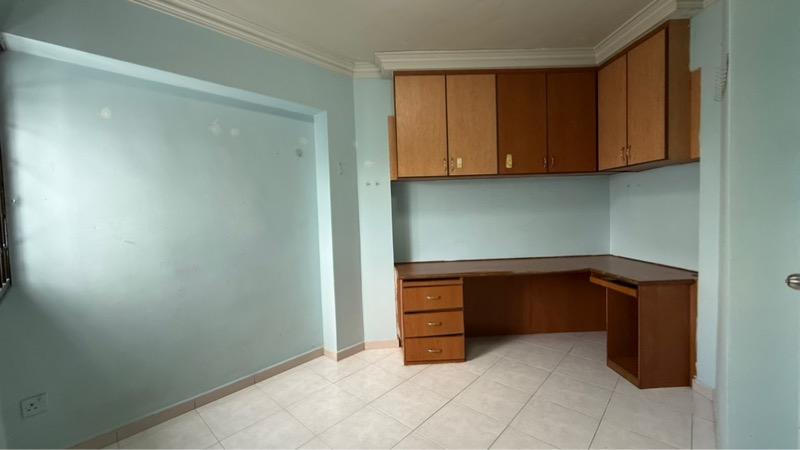 HDB Apartment for Sale, 680C Jurong West Central 1 HDB Apartment For Sale, $569,000, 3 Bed 2 Bath 1,011 sqft $563.00 psf, SGD 569,000 | 99-year Leasehold