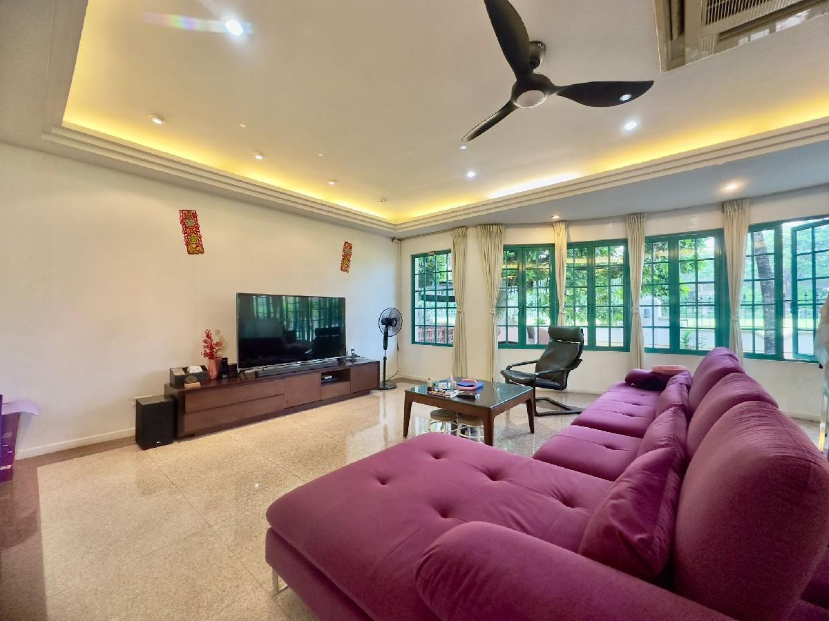 Prop-GPT: Detached: D19  Northshore Bungalows