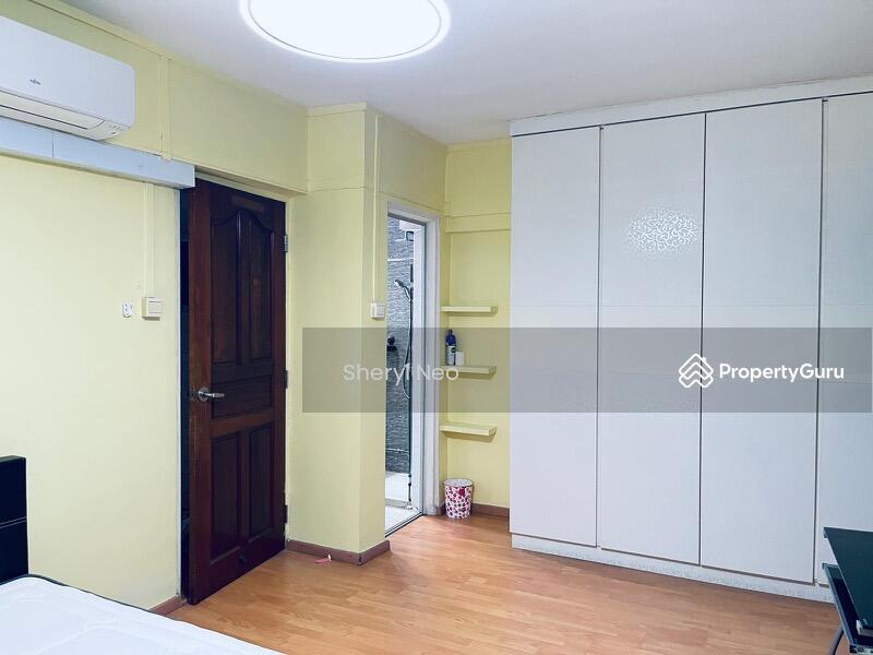 HDB Flat for Sale, 558 Jurong West Street 42, SGD 755,000 | 99-year lease
