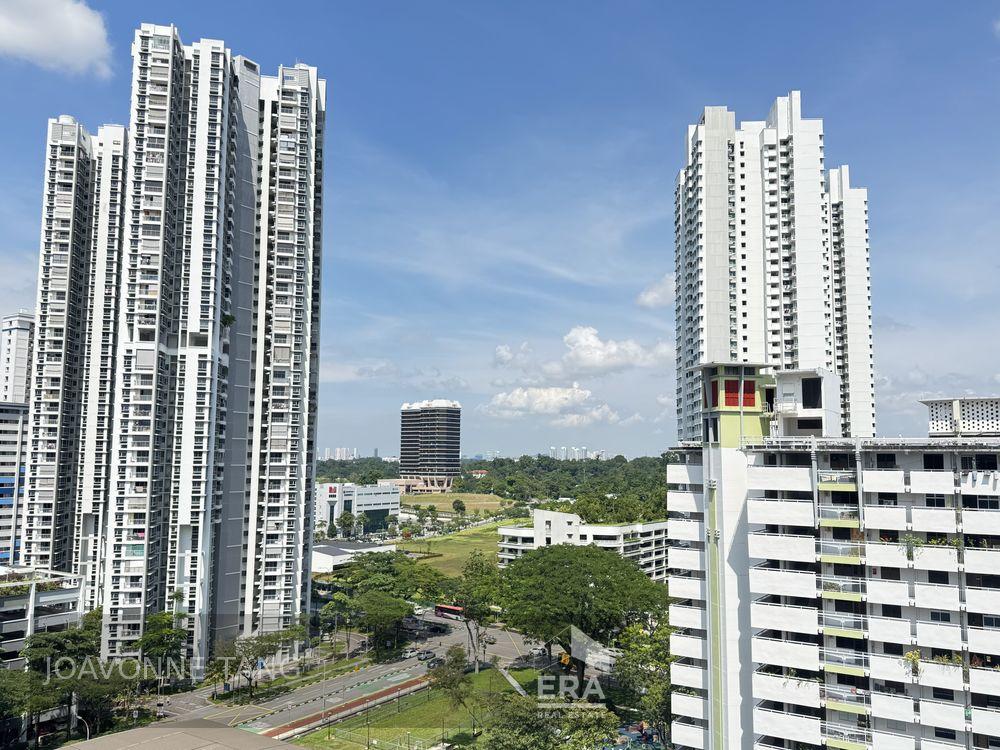 Prop-GPT: HDB - 3 room:   Lorong 1 Toa Payoh 126 Lorong 1 Toa Payoh For Sale