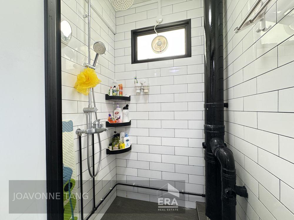 HDB - 3 room for Sale, Lorong 1 Toa Payoh 126 Lorong 1 Toa Payoh, SGD 418,000 | Leasehold