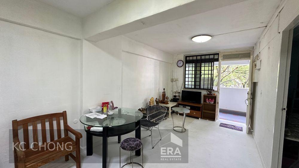 HDB - 2 room for Sale, Boon Lay Place 209 Boon Lay Place, SGD 340,000 | Leasehold