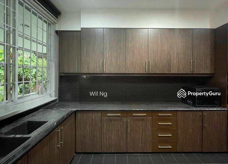 Detached for Sale, A Well Build Home With Wide Frontage @ Phoenix! Walking Distance To MRT & Malls, SGD 9,500,000 | Freehold