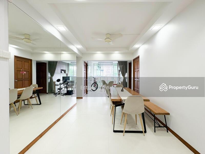 HDB Flat for Sale, 218 Lorong 8 Toa Payoh, SGD 720,000 | 99-year lease