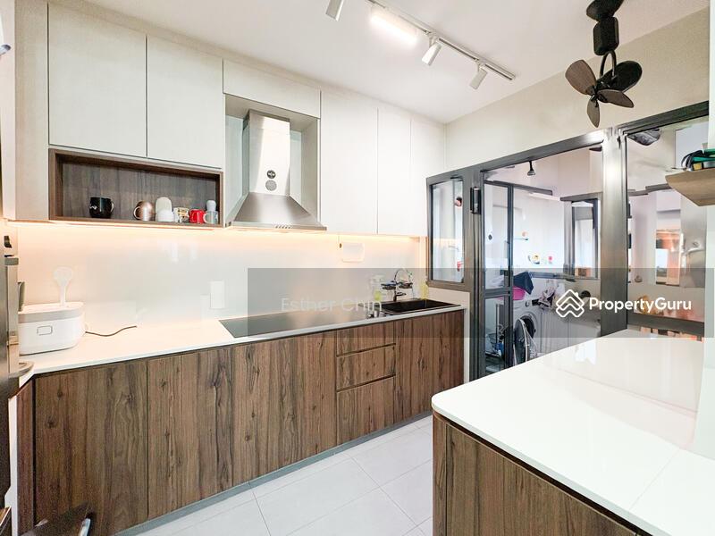 HDB Flat for Sale, 464B Clementi Avenue 1, SGD 1,200,000 | 99-year lease