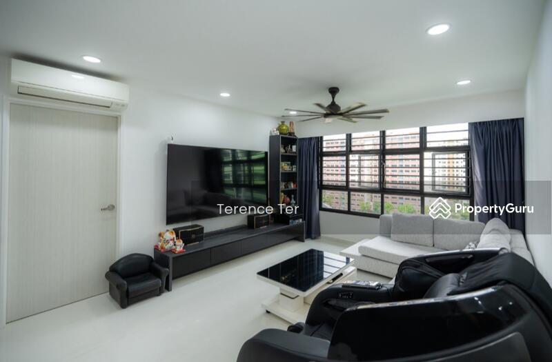 HDB Flat for Sale, 604B Tampines Avenue 9, SGD 1,050,000 | 99-year lease