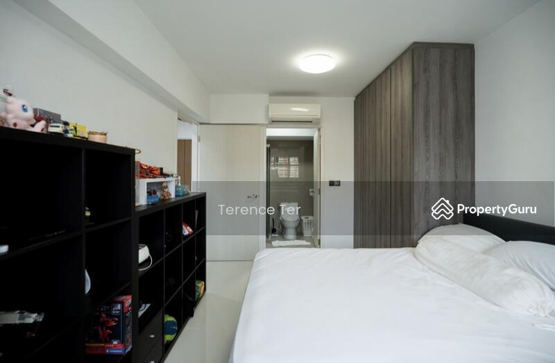 HDB Flat for Sale, 604B Tampines Avenue 9, SGD 1,050,000 | 99-year lease