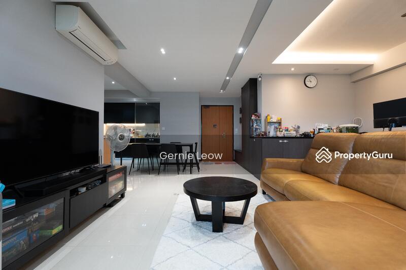 Prop-GPT: HDB Flat: D18  609A Tampines North Drive 1