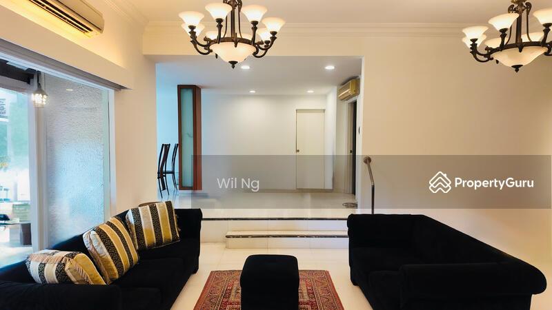 Semi-Detached for Sale, Escape to a Resort-Style Oasis: 3 Spacious Bedrooms, Charming Gdn Home, SGD 9,000,000 | Freehold