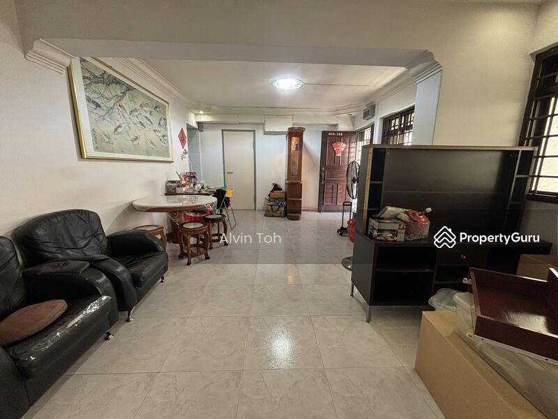 HDB Flat for Sale, 331 Sembawang Close, SGD 560,000 | 99-year lease