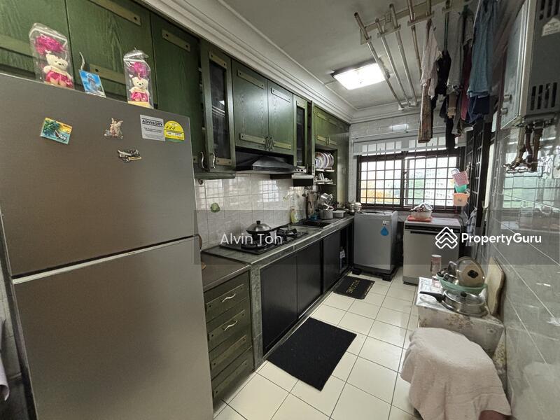 HDB Flat for Sale, 424 Canberra Road, SGD 520,000 | 99-year lease