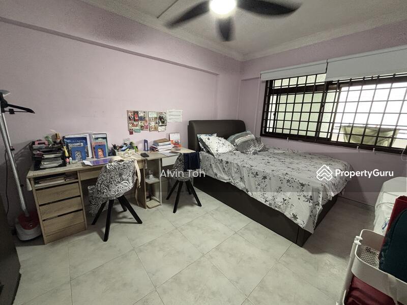 HDB Flat for Sale, 424 Canberra Road, SGD 520,000 | 99-year lease