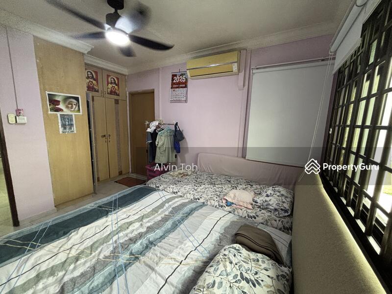 HDB Flat for Sale, 424 Canberra Road, SGD 520,000 | 99-year lease