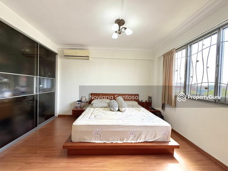 HDB Flat for Sale, 498F Tampines Street 45, SGD 1,050,000 | 99-year lease
