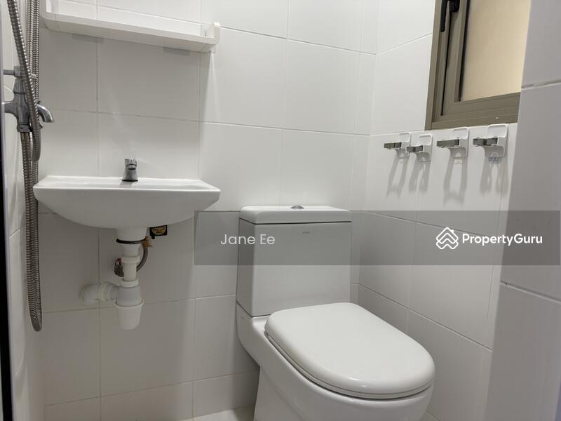 Executive Condominium for Sale: Pasir Ris, D18, 518080