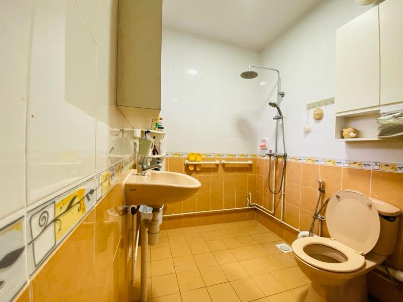HDB Apartment for Sale, 115 Clementi Street 13 HDB Apartment For Sale, $1,090,000, 3 Bed 3 Bath 1,571 sqft $694.00 psf, SGD 1,090,000 | 99-year Leasehold