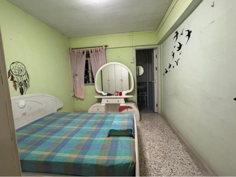 HDB Apartment for Sale, 339 Clementi Avenue 5 HDB Apartment For Sale, $438,888, 2 Bed 2 Bath 721 sqft $609.00 psf, SGD 438,888 | 99-year Leasehold