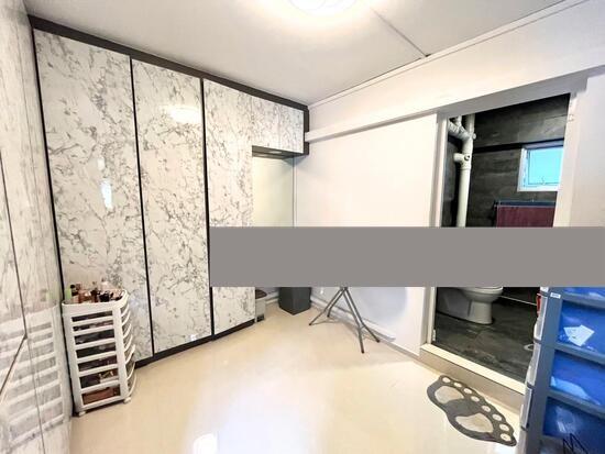 HDB Apartment for Sale: Pasir Ris, D18, 510193