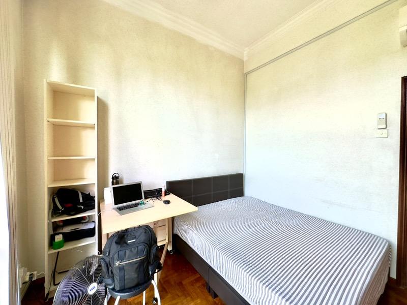 Condominium for Sale, De Casalle Condominium For Sale, $2,150,000, 3 Bed 2 Bath 1,184 sqft $1,816.00 psf, SGD 2,150,000 | Freehold