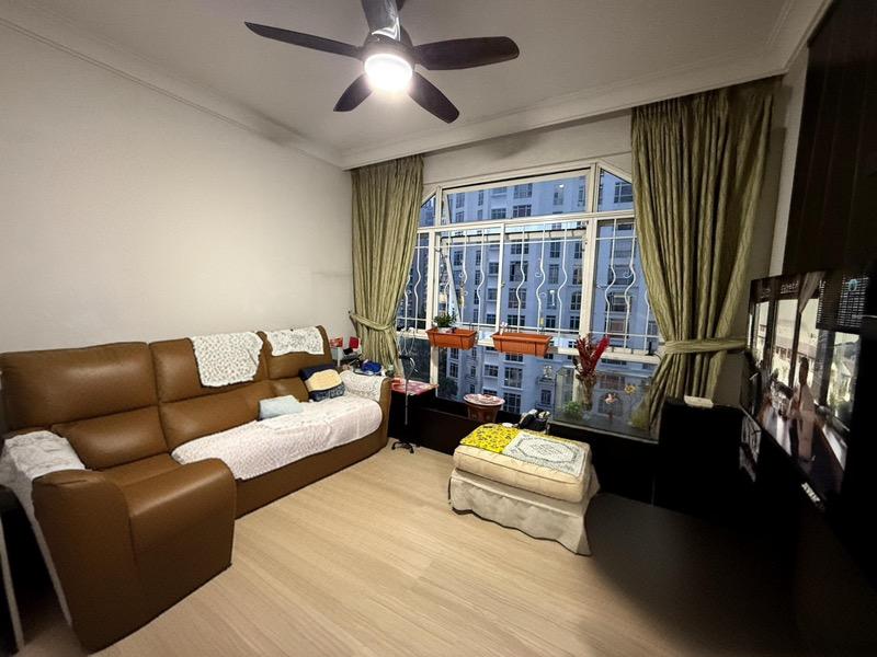 Prop-GPT: Condominium: D25  Casablanca