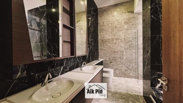 Condominium for Sale: Cecil, D01, 068814