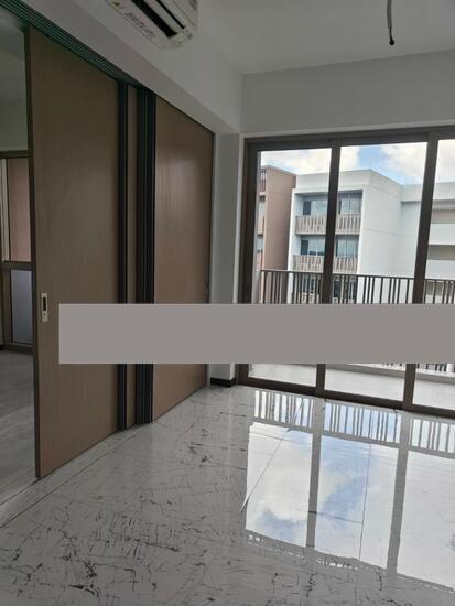 Prop-GPT: Condominium: D18 Pasir Ris Pasir Ris 8