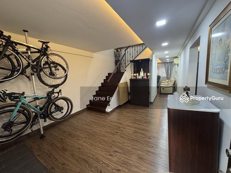HDB Flat for Sale, 413 Pasir Ris Drive 6, SGD 998,000 | 99-year lease