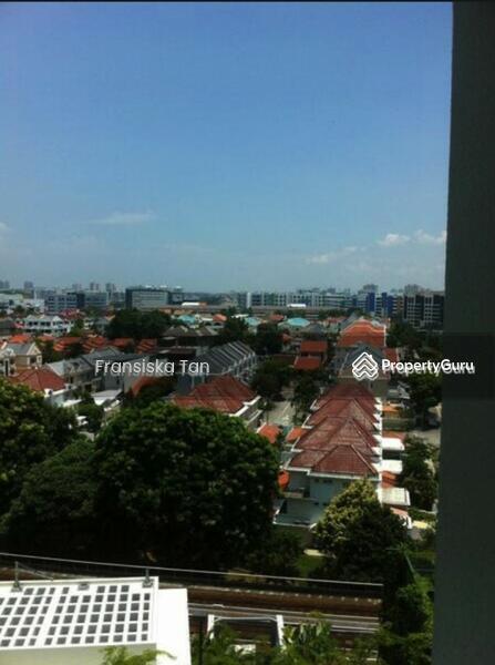 Prop-GPT: Condominium: D18  Double Bay Residences
