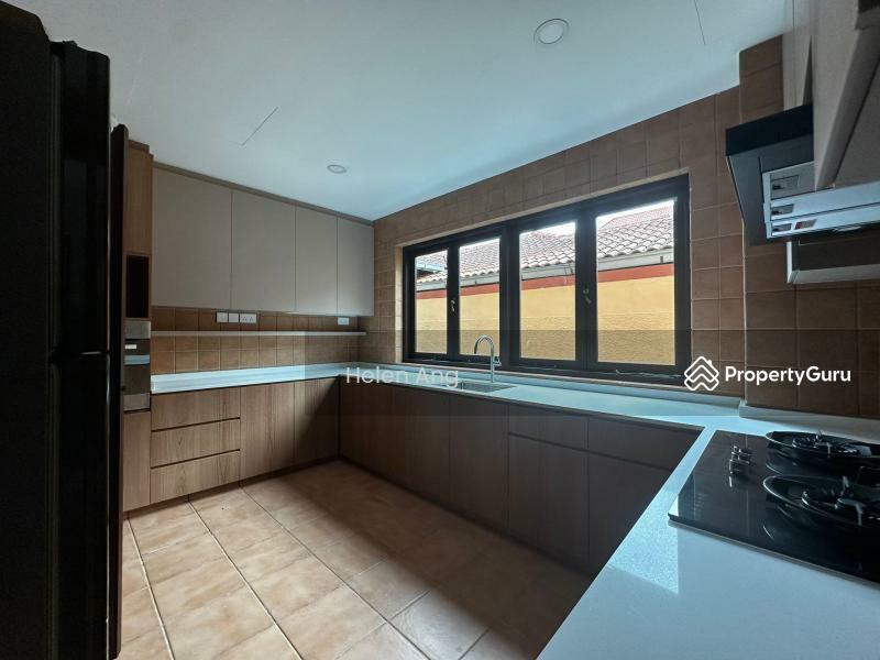 Bungalow for Sale, ?1Km Mgs/ Pei Hwa Ps ?Tropical 2.5 Storey Bungalow ??8628 6026 Helen, SGD 11,800,000