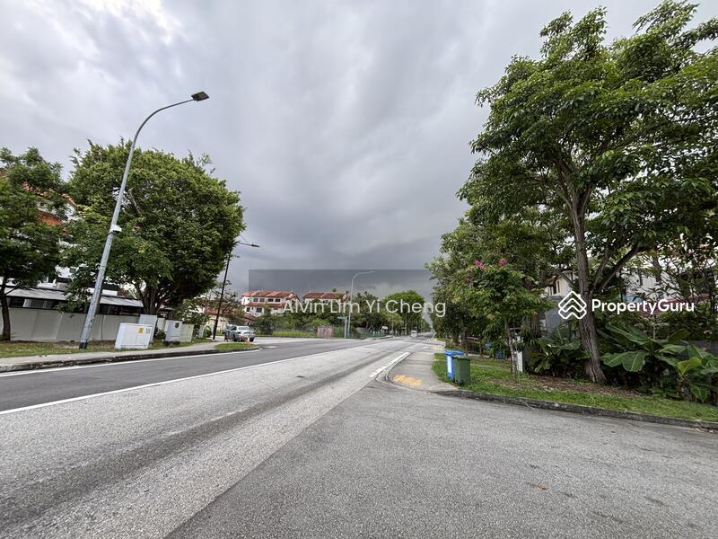 Prop-GPT: Semi-Detached: D16  Bedok Road