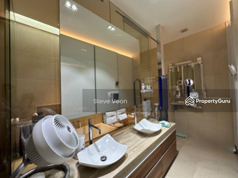 Cluster House for Sale, ??D17 Freehold Move in ready 2.5 Storey Cluster @ Toh Crescent??, SGD 4,100,000