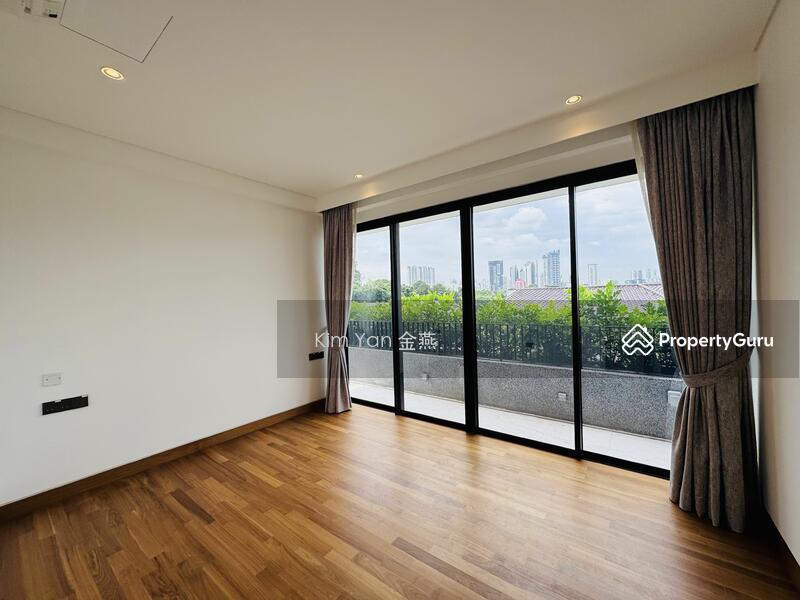 Bungalow for Sale, brand new and freehold bungalow with Lift & Pool, Ample parking at basement, huge for 3 generations, SGD 26,726,000 | Freehold