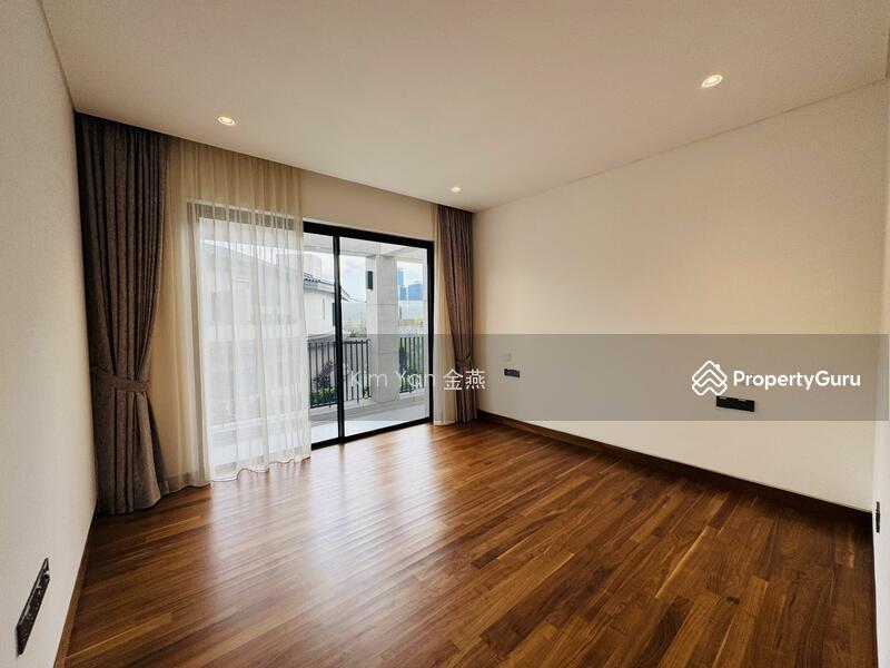 Bungalow for Sale, brand new and freehold bungalow with Lift & Pool, Ample parking at basement, huge for 3 generations, SGD 26,726,000 | Freehold
