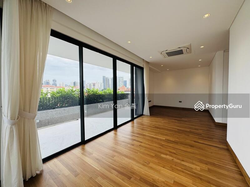 Bungalow for Sale, brand new and freehold bungalow with Lift & Pool, Ample parking at basement, huge for 3 generations, SGD 26,726,000 | Freehold
