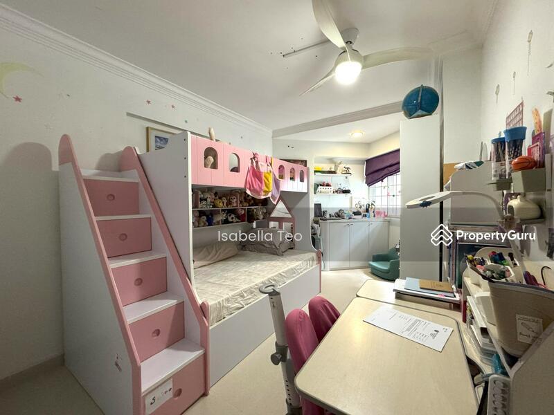 HDB Flat for Sale, 390 Bukit Batok West Avenue 5, SGD 700,000 | 99-year lease