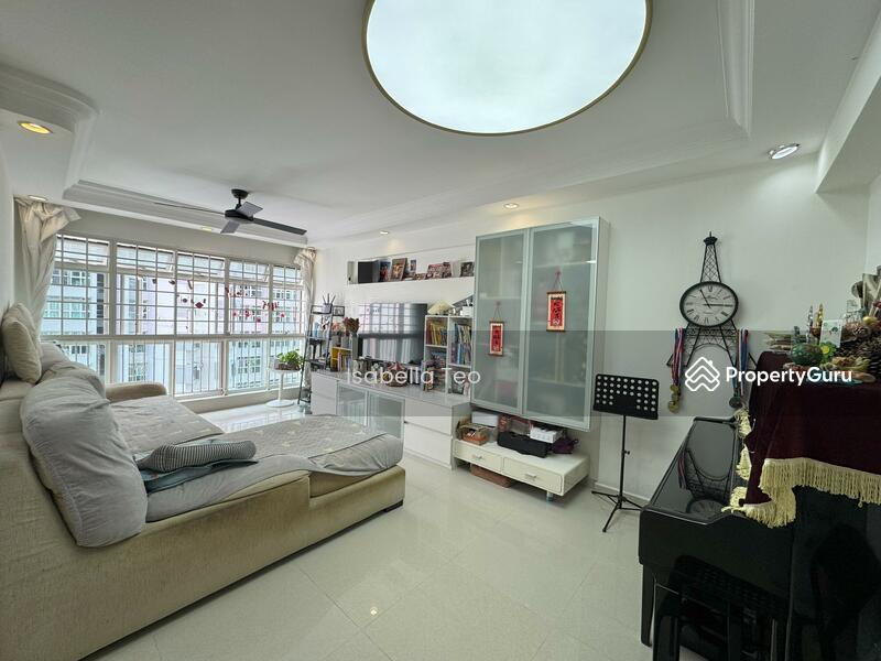 HDB Flat for Sale, 390 Bukit Batok West Avenue 5, SGD 700,000 | 99-year lease