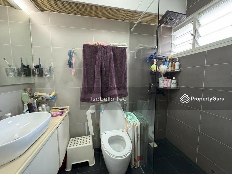 HDB Flat for Sale, 390 Bukit Batok West Avenue 5, SGD 700,000 | 99-year lease