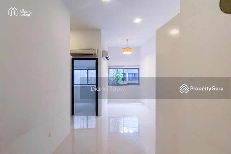 Prop-GPT: Condominium: D15  Siglap V