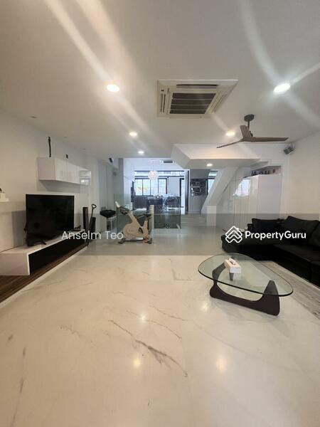 Prop-GPT: Terrace: D15  Reno 3.5 Storey Terrace @ Elite Park Ave, Jln Tua Kong, Figaro Gardens
