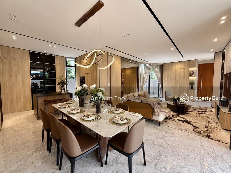 Prop-GPT: Corner Terrace: D10  D10 Botanic Gardens MRT Cluny Park Brand New