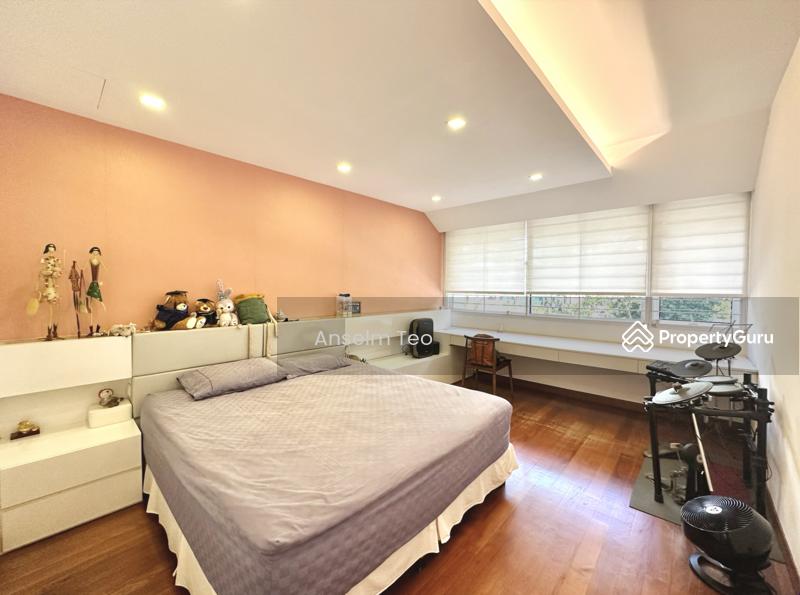 Town House for Sale, RARE! Townhouse D10 @ Ridgewood Mount Sinai ?? Minimalist Design, SGD 5,290,000 | 999-year lease