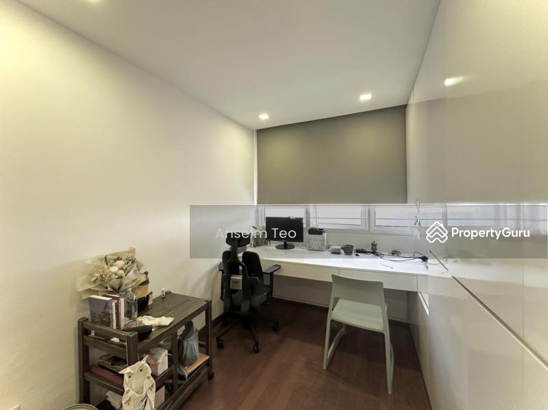 Town House for Sale, RARE! Townhouse D10 @ Ridgewood Mount Sinai ?? Minimalist Design, SGD 5,290,000 | 999-year lease