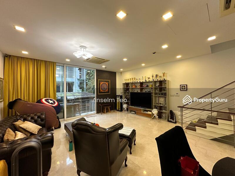 Prop-GPT: Terrace: D13  D13 Renovated! Freehold Terrace house@ Belimbing Ave, Potong Pasir