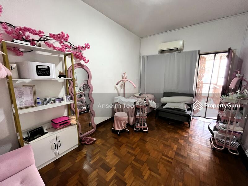 Terrace for Sale, Original 2 Storey Terrace @ Jalan Bunga Rampai, SGD 4,090,000 | Freehold