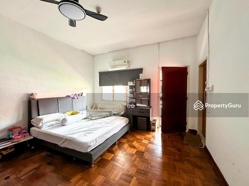 Terrace for Sale, Original 2 Storey Terrace @ Jalan Bunga Rampai, SGD 4,090,000 | Freehold